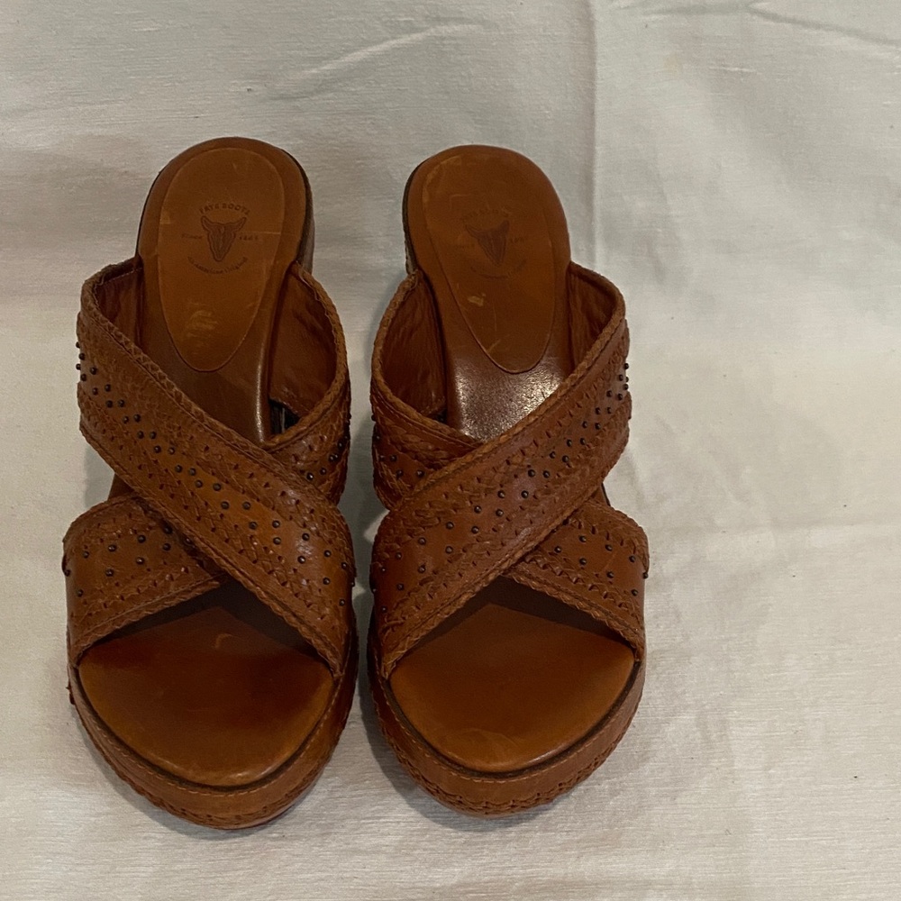 Frye Brown Women's wedge Sandals